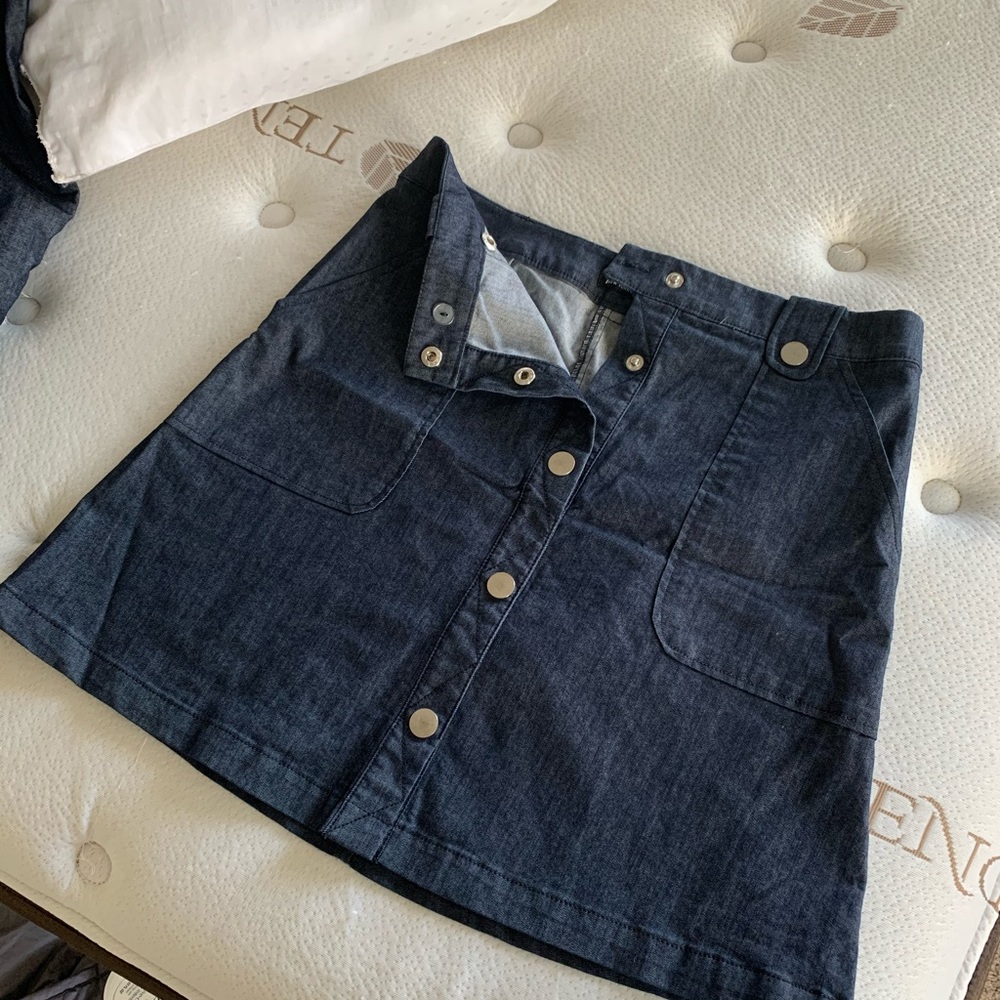 New York and Co Skirt